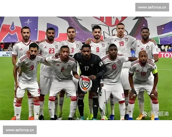 精彩对决回顾：足球赛场比分悬念迭起瞬间盘点